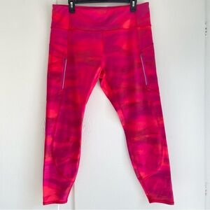 Athleta Womens Athleta Rainier Runners Warm Tight Color Brilliance
Size XL